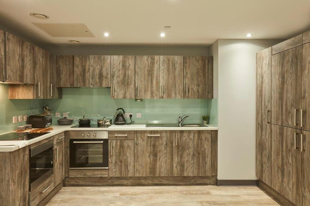 Crown Place Norwich: Student-Focused Studios with Shared Kitchen Exterior photo