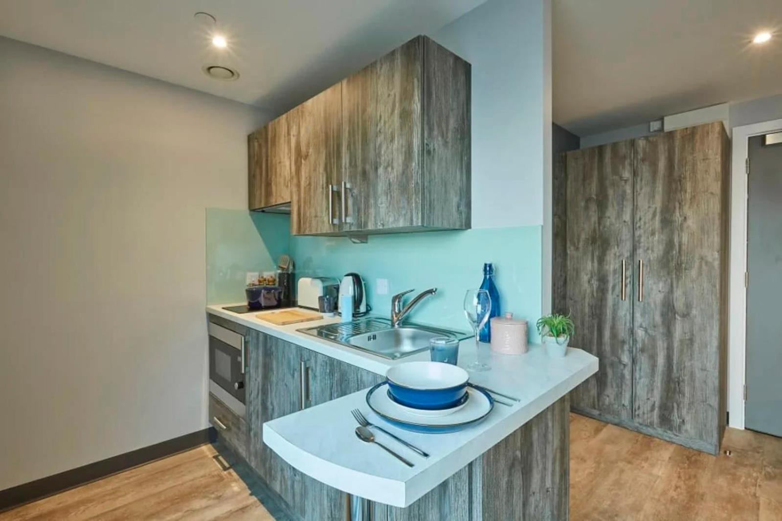 Crown Place Norwich: Student-Focused Studios with Shared Kitchen Exterior photo