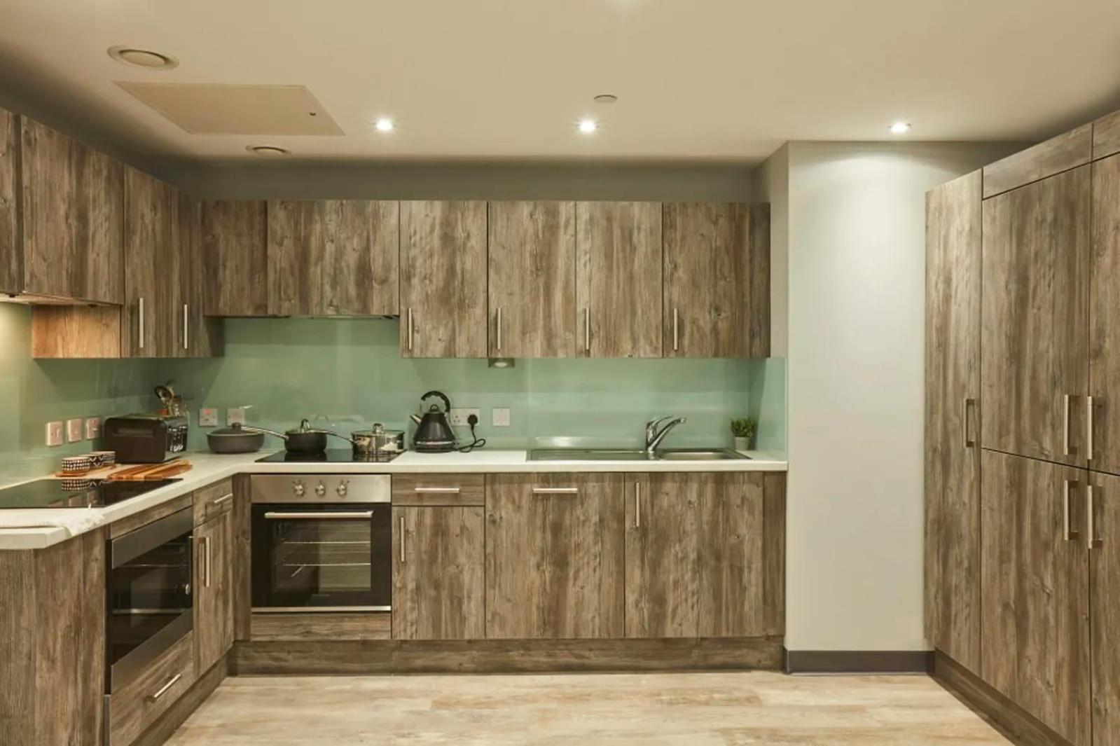Crown Place Norwich: Student-Focused Studios with Shared Kitchen Exterior photo
